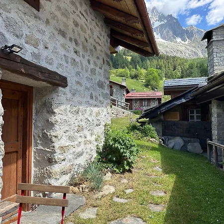 Meyen - Val Ferret Holiday home Courmayeur