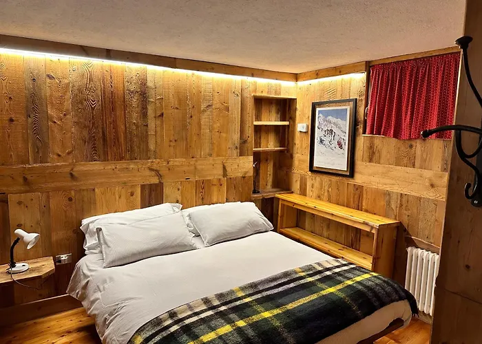 Meyen - Val Ferret * كورمايور